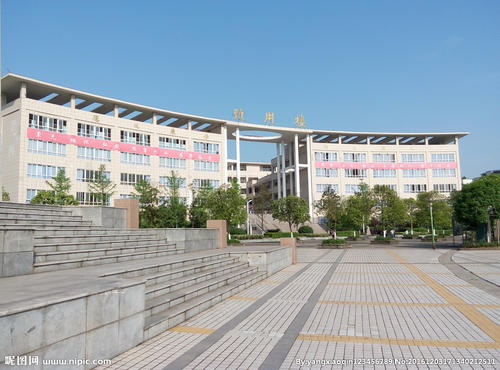 广安职业技术学院学校主教学楼